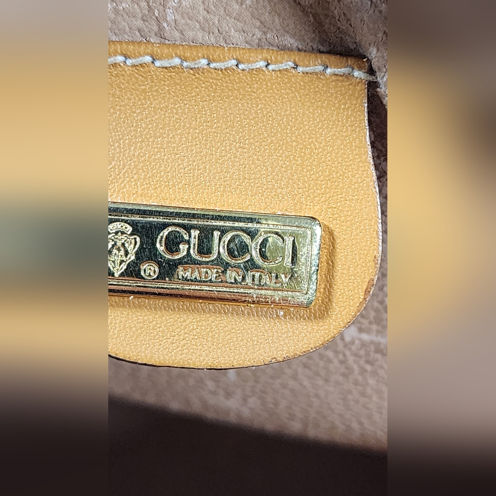 Gucci Micro GG crossbody bag - Picture 12 of 14